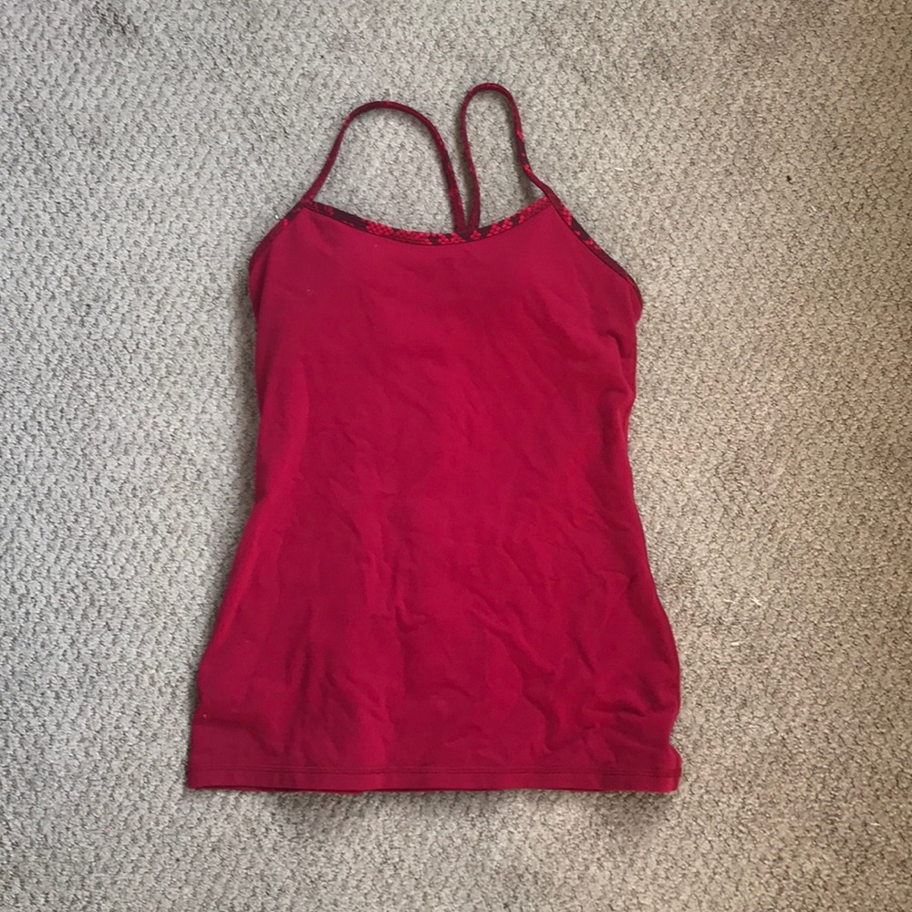 SUPER FUN LULULEMON TANK WITH BUILT IN BRA
